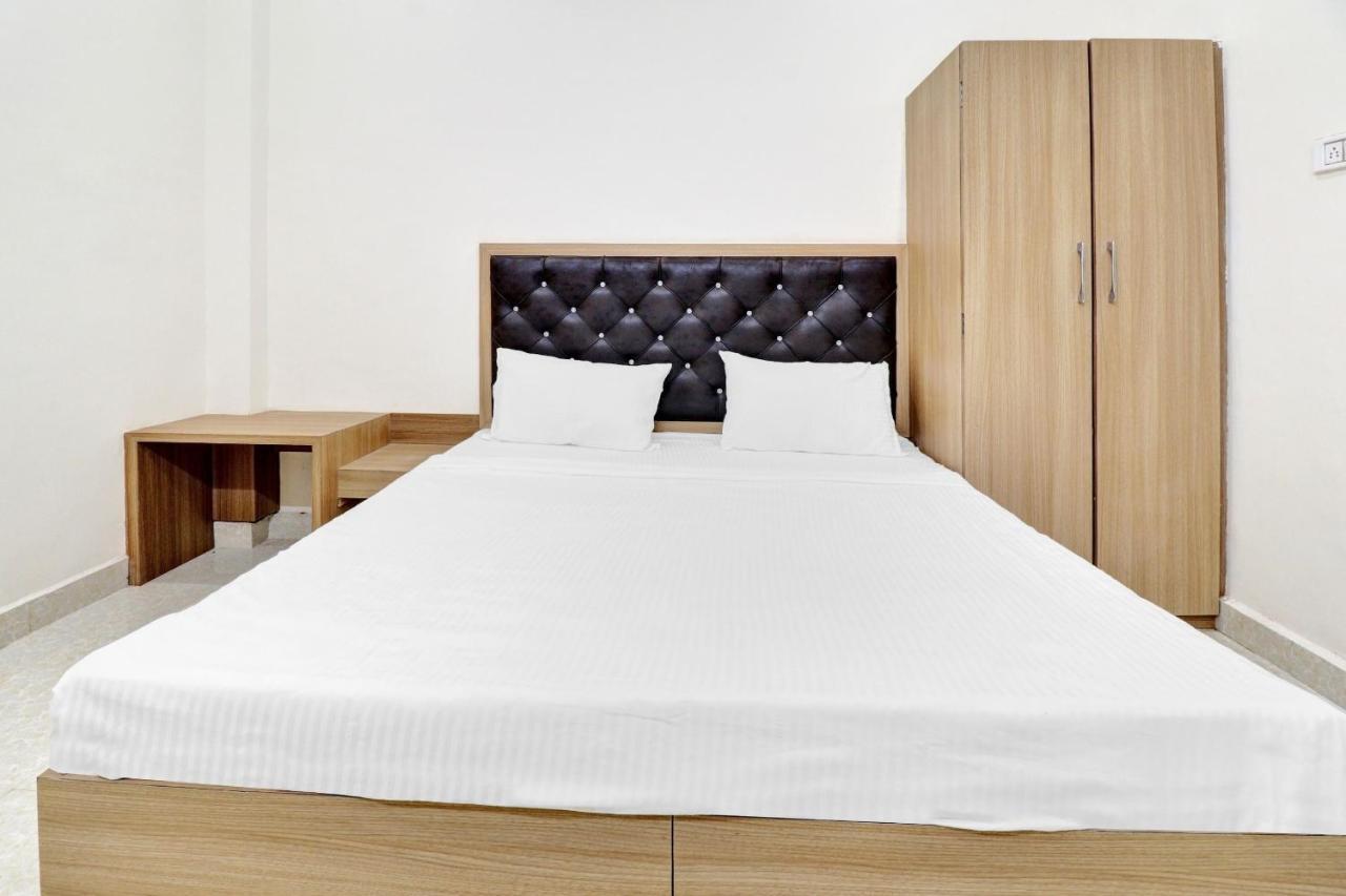 Collection O Pearl Inn Guest House Gválijar Kültér fotó