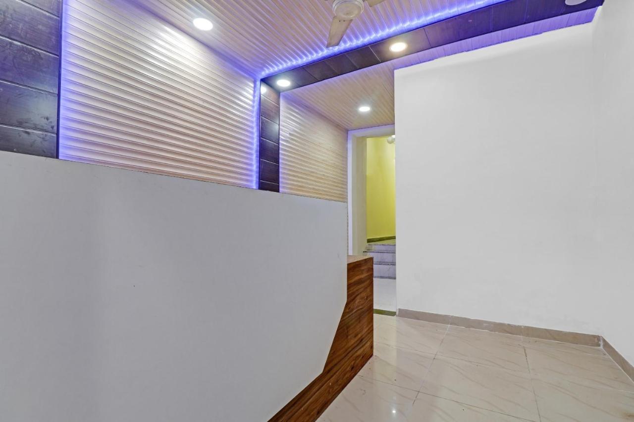 Collection O Pearl Inn Guest House Gválijar Kültér fotó